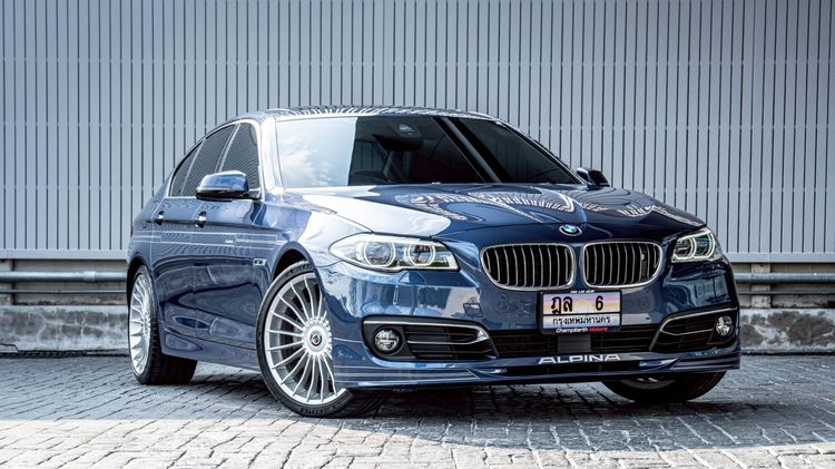 รถ BMW Series 5 520d สี น้ำเงิน
