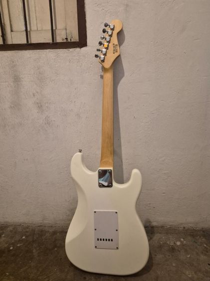 กีต้าร์ไฟฟ้า มือซ้าย รูปที่ 3