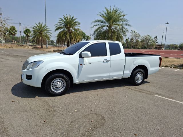 Isuzu D-MAX 2013 2.5 S Pickup ดีเซล ไม่ติดแก๊ส เกียร์ธรรมดา ขาว รูปที่ 3