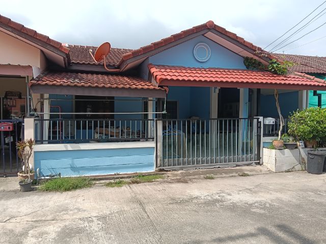 ขายทาวน์เฮ้าส์เดี๋ยวชั้นเดียวศรีราชาชลบุรี รูปที่ 3