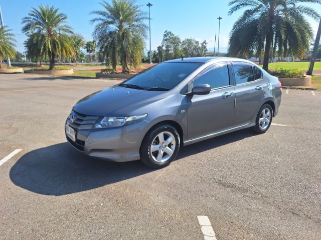 Honda City 2011 1.5 V Sedan เบนซิน ไม่ติดแก๊ส เกียร์อัตโนมัติ เทา รูปที่ 3