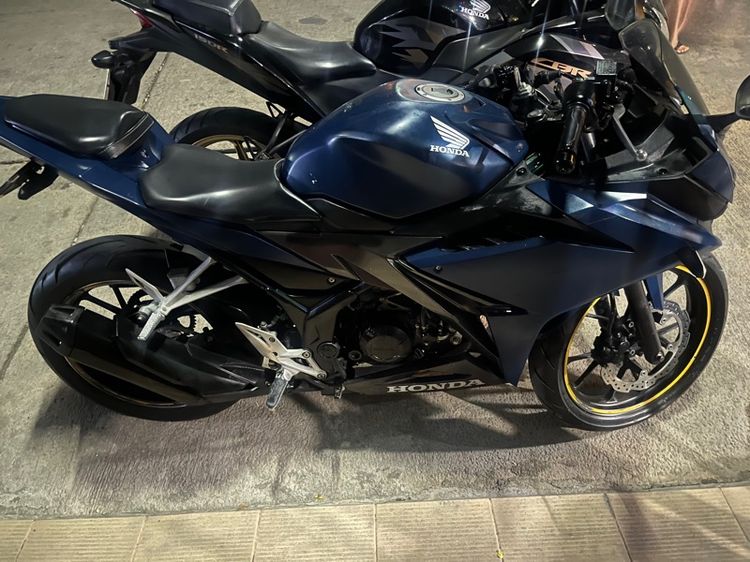 Cbr150r  รูปที่ 5