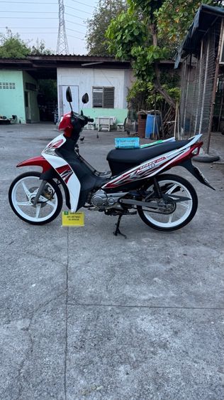 YAMAHA SPARK 115 i หัวฉีดเกียร์สตาร์ทมือ เครื่องดีมากสีสวยมากต้องมาดูของจริงมีสถานที่ให้ทดลองขับขี่ก่อนซื้อ รูปที่ 3