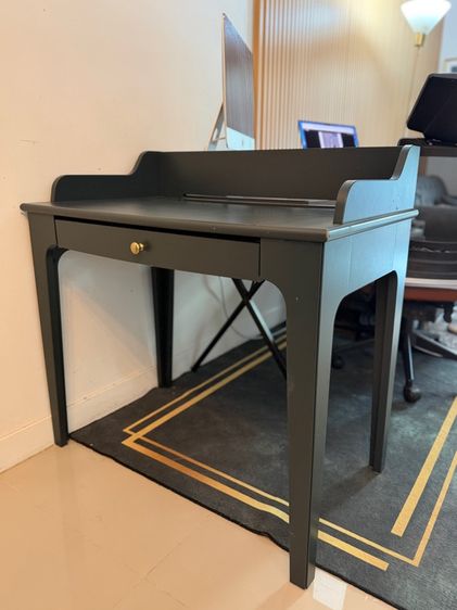 ไม้ โต๊ะทำงาน