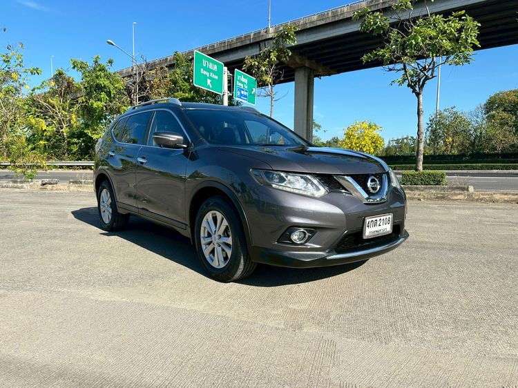 Nissan X-Trail 2015 2.0 V 4WD Utility-car เบนซิน ไม่ติดแก๊ส เกียร์อัตโนมัติ เทา รูปที่ 2