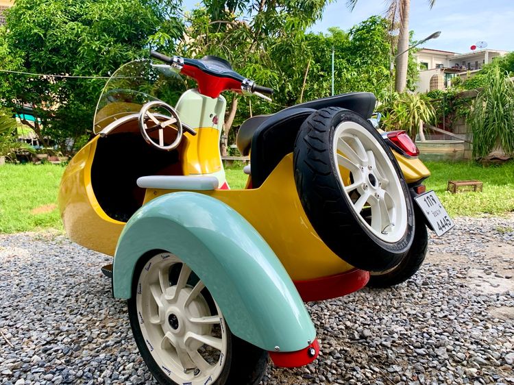 พ่วงข้างแบบหัวเหลี่ยม สำหรับ NEW VESPA SPRINTและPRIMAVERA รูปที่ 4