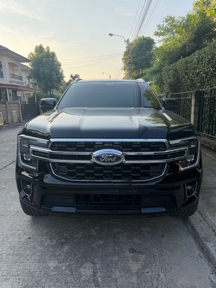 รถ Ford Everest 2.0 Titanium Plus 4WD สี ดำ