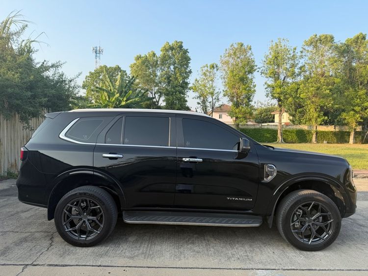 Ford Everest 2022 2.0 Titanium Plus 4WD Utility-car ดีเซล เกียร์อัตโนมัติ ดำ รูปที่ 4