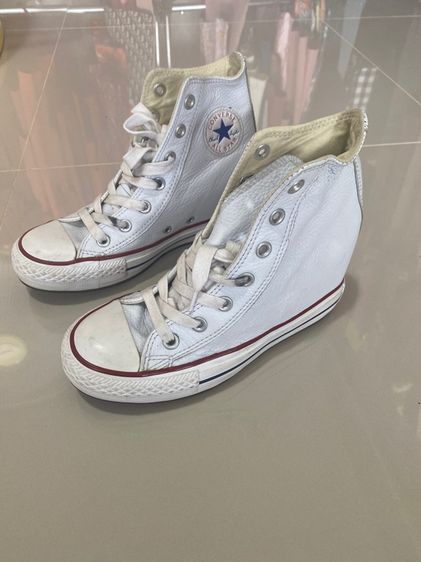 รองเท้า Converse 