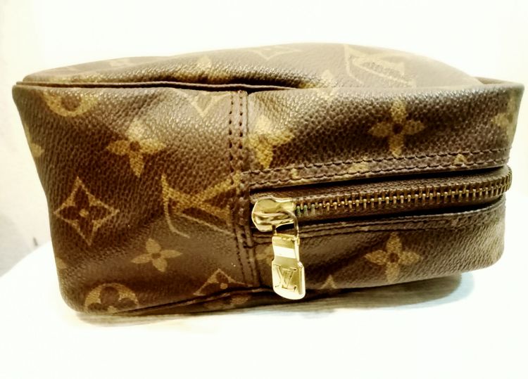 กระเป๋า cosmetic Louis Vuitton รูปที่ 9