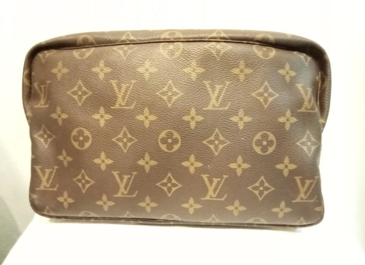 กระเป๋า cosmetic Louis Vuitton รูปที่ 4