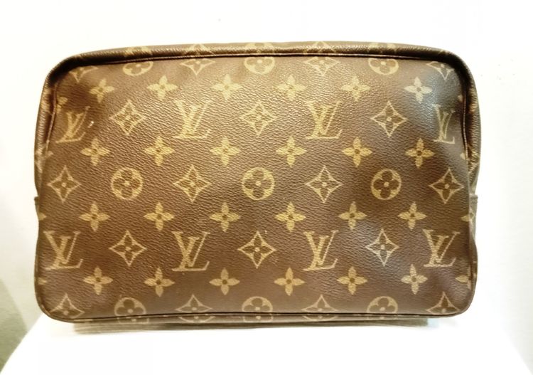 กระเป๋า cosmetic Louis Vuitton รูปที่ 2
