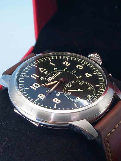 นาฬิกาข้อมือ ALPHINA SWISS รูปที่ 4