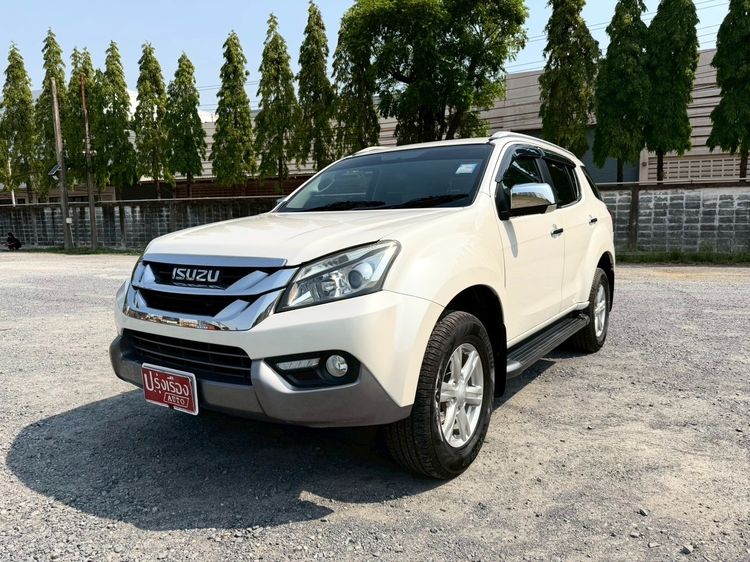 Isuzu MU-X 2014 3.0 4WD Utility-car ดีเซล ไม่ติดแก๊ส เกียร์อัตโนมัติ ขาว