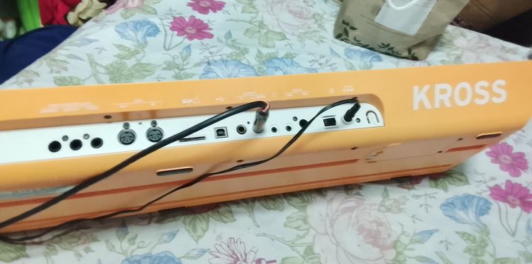 Korg Kross2 สภาพดี สี Limited พร้อมแซม อ. ต้าร์ พร้อม Adapter แท้ รูปที่ 7
