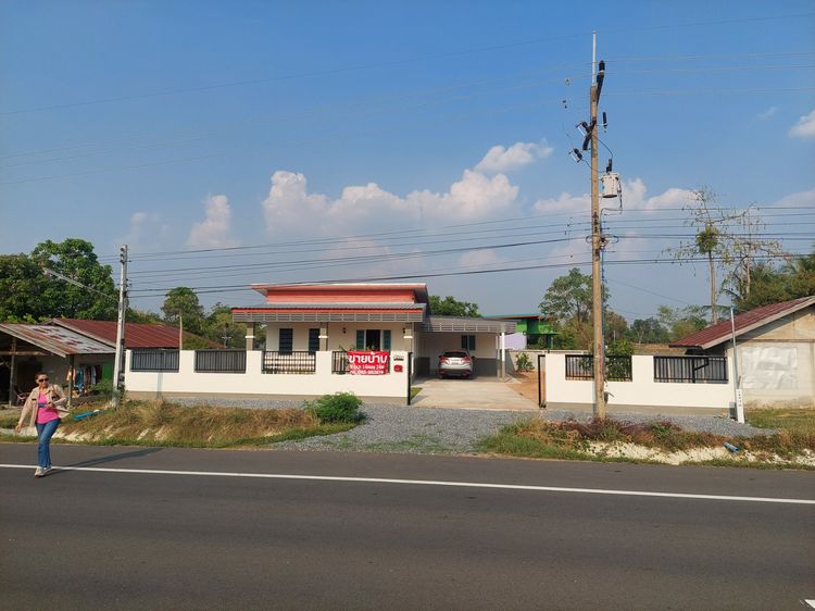 ขายที่+บ้าน ติดถนนหลักสี่เลน 126 ตร.ว อ.เมือง จ.มหาสารคาม