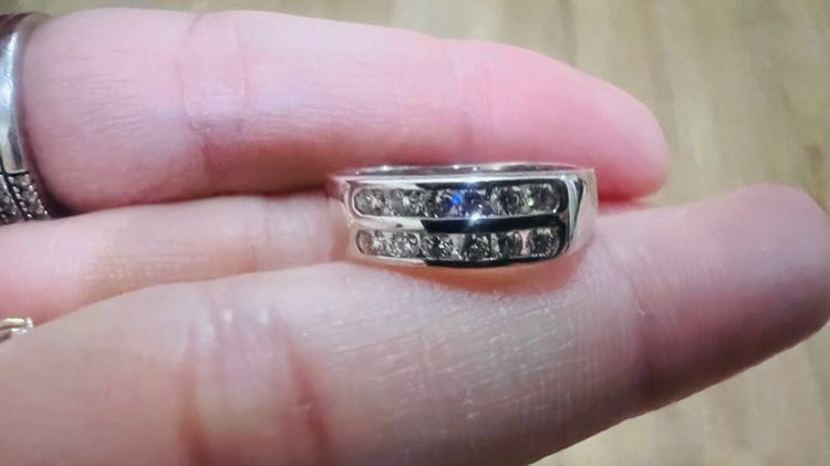 แหวนเพชร2แถว พร้อมใบรับประกัน รูปที่ 2