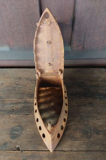 เตารีดโบราณ รูปที่ 4