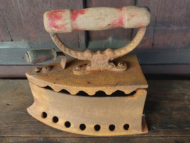 เตารีดโบราณ รูปที่ 3