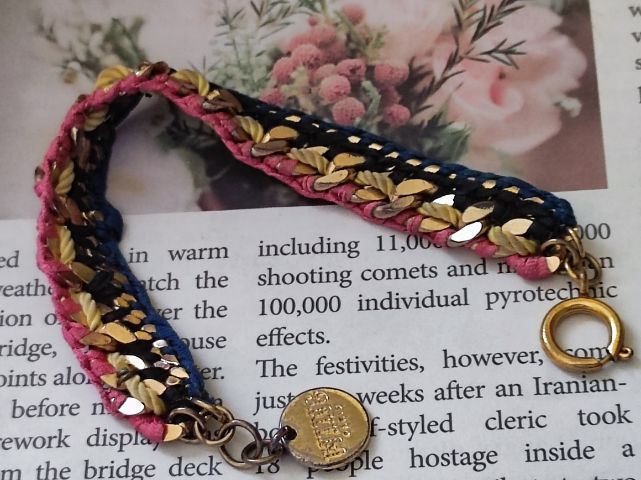 สร้อยข้อมือถักผสมโลหะ Wing Paris รูปที่ 5