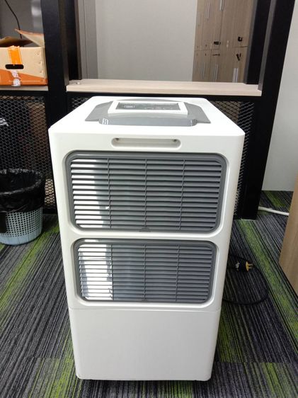 เครื่องดูดความชื้น