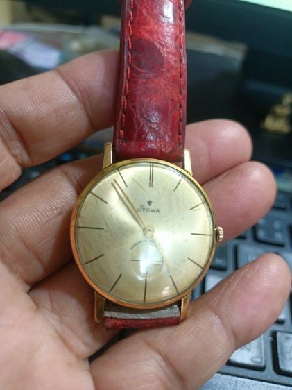 Vintage Stowa Classic Slim gold Mens Watch Swiss made 1965-70's gold 10 micron ระบบไขลาน 2 เข็มครึ่ง ชนาด 34-35มม.คลาสสิคบางเฉียบ เครื่องทอง รูปที่ 4