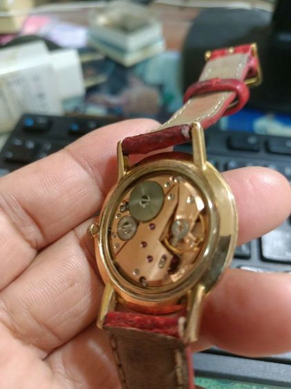 อื่นๆ Vintage Stowa Classic Slim gold Mens Watch Swiss made 1965-70's gold 10 micron ระบบไขลาน 2 เข็มครึ่ง ชนาด 34-35มม.คลาสสิคบางเฉียบ เครื่องทอง