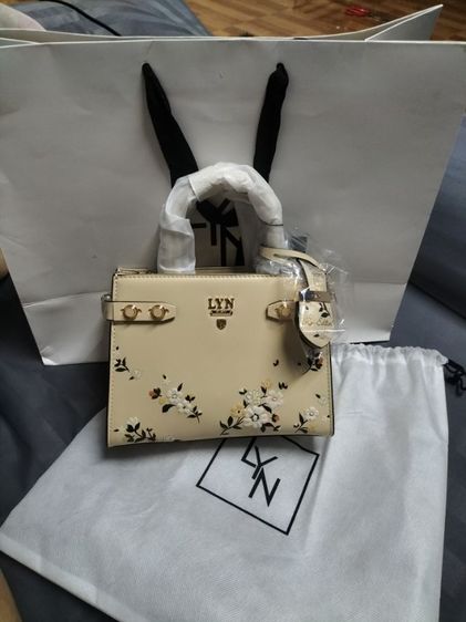 กระเป๋าสะพายข้าง รูปที่ 2