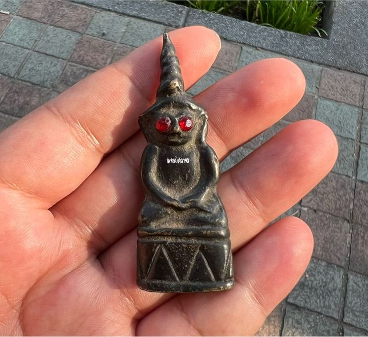 งั่งตาแดง พิมพ์หายาก อุดกริ่ง