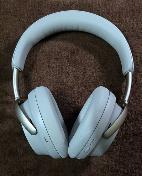 ขายหูฟัง Bose QuietComfort Ultra (รุ่นครอบหู) สีสวย Sandstone ใช้น้อยมาก สภาพดี มีประกันถึง พ.ย 69 ขาย 8,900 บาท รูปที่ 3