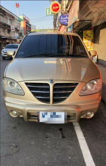 Ssangyong Stavic 2012 2.7 SV270 STD Van ดีเซล เกียร์อัตโนมัติ บรอนซ์ทอง รูปที่ 2