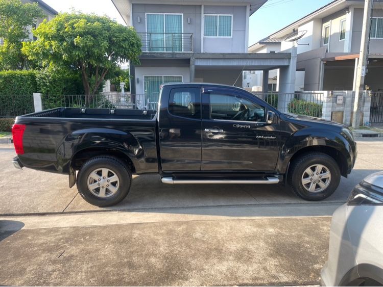 Isuzu D-MAX 2015 2.5 Hi-Lander Pickup ดีเซล ไม่ติดแก๊ส เกียร์ธรรมดา ดำ รูปที่ 3