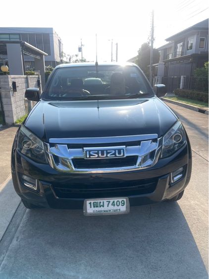 รถ Isuzu D-MAX 2.5 Hi-Lander สี ดำ