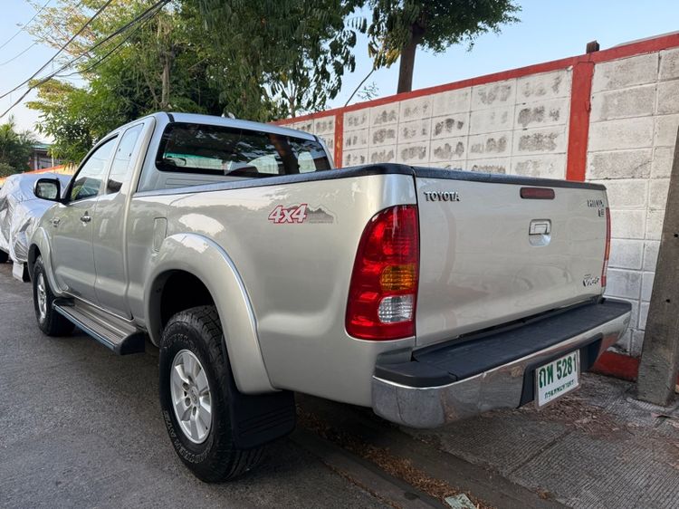 Toyota Hilux Vigo 2009 2.5 E 4WD Sedan ดีเซล ไม่ติดแก๊ส เกียร์ธรรมดา บรอนซ์เงิน รูปที่ 3