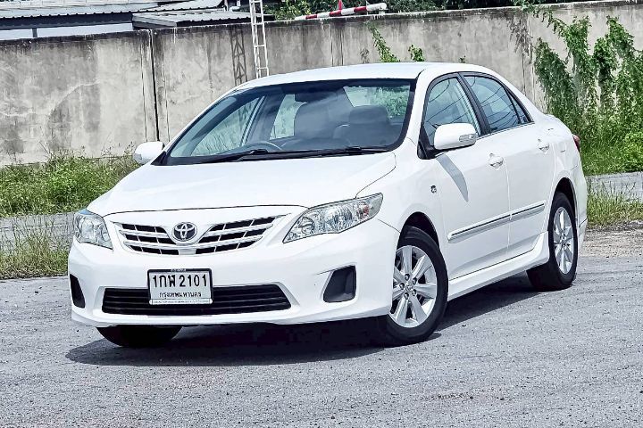 Toyota Altis 2013 1.6 G Sedan เบนซิน ไม่ติดแก๊ส เกียร์อัตโนมัติ ขาว
