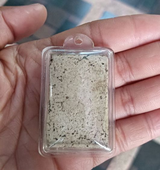 พระสมเด็จในกรอบพลาสติก 1 องค์ รูปที่ 2