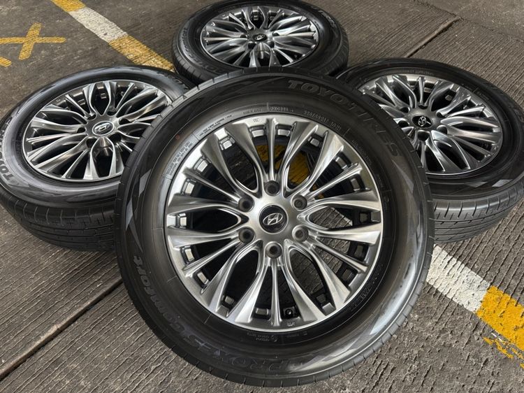 Hyundai H-1. Vip ขอบ 17 นิ้ว Top(สี Hyper)🔥