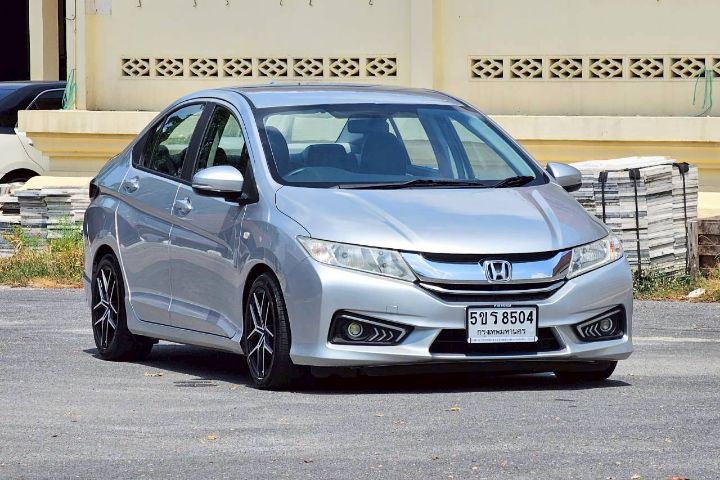 Honda City 2014 1.5 S Sedan เบนซิน ไม่ติดแก๊ส เกียร์ธรรมดา เทา รูปที่ 3