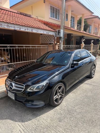 Mercedes-Benz E-Class 2015 E200 Sedan เบนซิน ไม่ติดแก๊ส เกียร์อัตโนมัติ ดำ รูปที่ 3