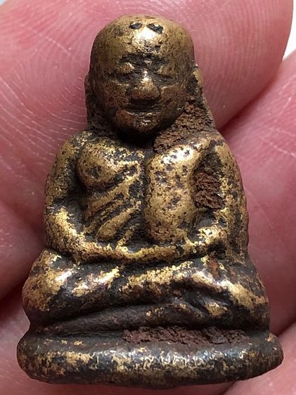 รูปหล่อเก่าให้เช่าค่ะ