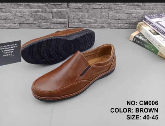 รองเท้าโลฟเฟอร์ รองเท้าหนังแบบสวม พื้นนุ่ม ไม่เจ็บเท้า รองเท้าลำลองสำหรับผู้ชาย ขนาด 40-45