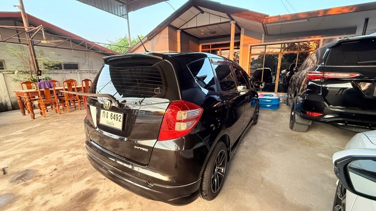 Honda Jazz 2010 1.5 S i-VTEC Sedan เบนซิน ไม่ติดแก๊ส เกียร์อัตโนมัติ ดำ รูปที่ 4