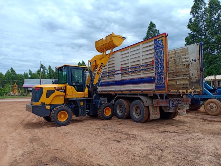 รถตักล้อยาง รูปที่ 10