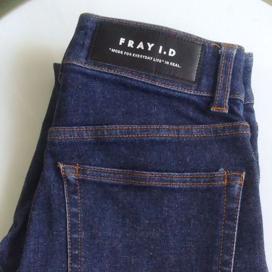 FRAY I.D ยีนส์ญี่ปุ่นแท้
ทรงสวยเข้ารูป ผ้ายืดใส่สบาย
ใส่แล้วหุ่นเป๊ะมาก รูปที่ 3