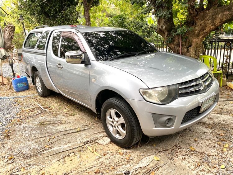 Mitsubishi Triton 2011 2.4 GLX Pickup เบนซิน ไม่ติดแก๊ส เกียร์ธรรมดา บรอนซ์เงิน รูปที่ 3