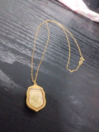 หลวงพ่อรวยเลี่ยมทอง รูปที่ 5