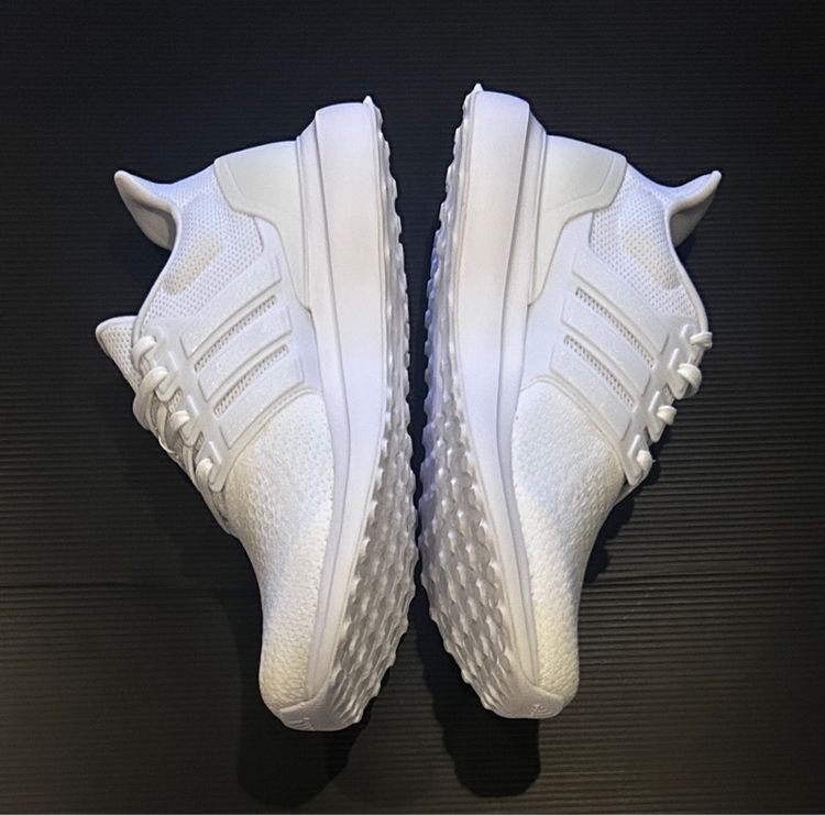 รองเท้า รูปที่ 2