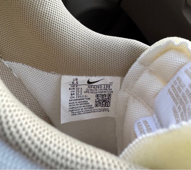 รองเท้าNike มือสองสภาพดี รูปที่ 6