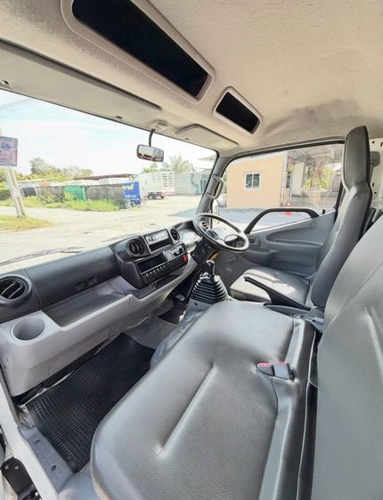 รถ HINO 300 ATOM ( 4 ล้อป้ายเล็กไม่ติดเวลา)  ปี 2561  รถสวย ไมล์ 84,955  มือเดียว  ออกจากห้าง รูปที่ 11