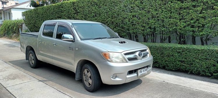 Toyota Hilux Vigo D4D 2005 Pickup ดีเซล เกียร์ธรรมดา ทอง รูปที่ 3